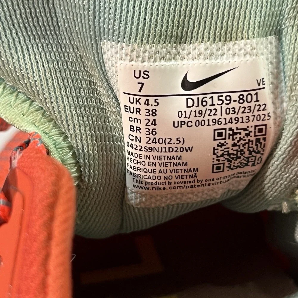 Nike Womens React Pegasus Trail 4 DJ6159-801 Orange Running Shoes Sneakers Sz 7‎